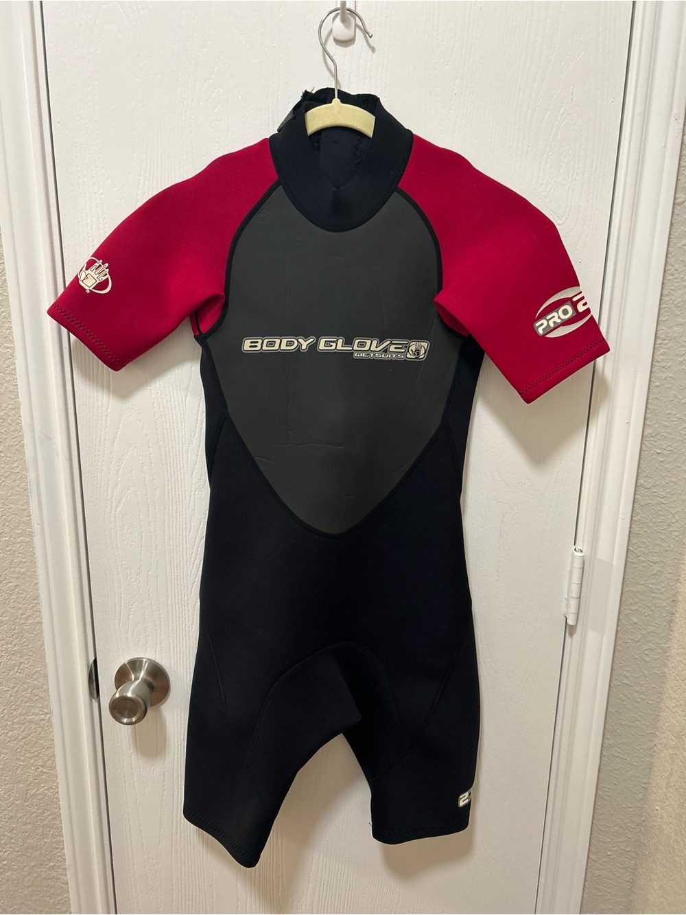 Body Glove Pro 2 juniors size 12 kids Short Wetsuit red & black